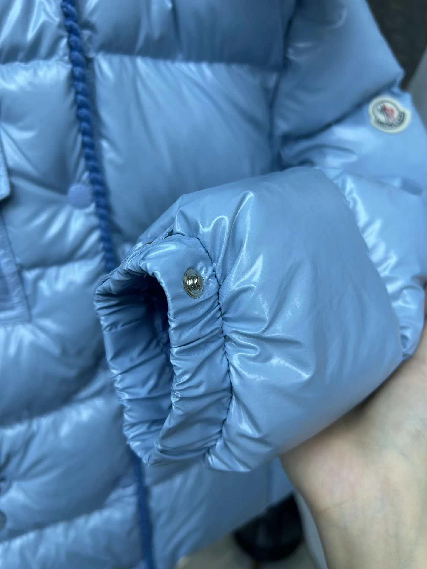 Moncler 25New Arrival GLAREINS 🆙！ ， ， ， ， 。 1:1 90 。 Hot Sale ！ ：White/Blue/Red/Black Size：1/2/3/4